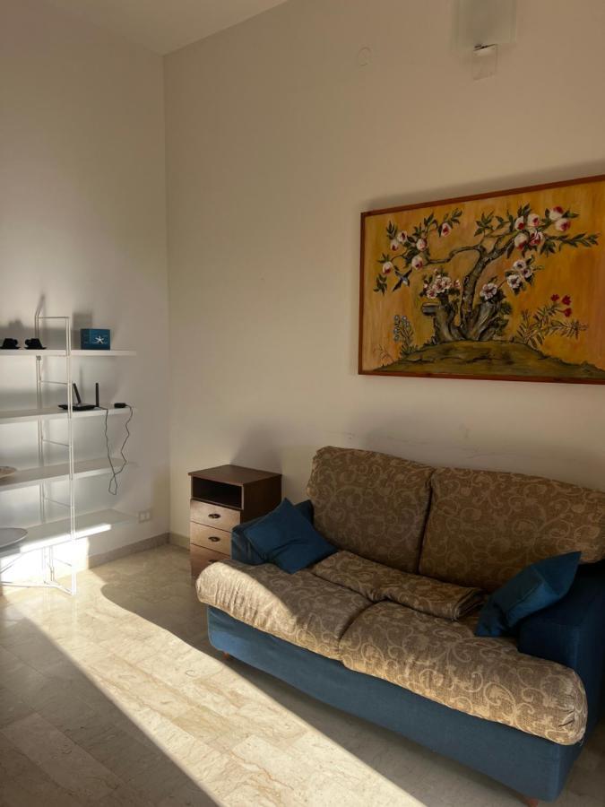 A Casa Di Rosa,Fronte Spiaggia, Piscina,Parcheggio Τράπανι Εξωτερικό φωτογραφία