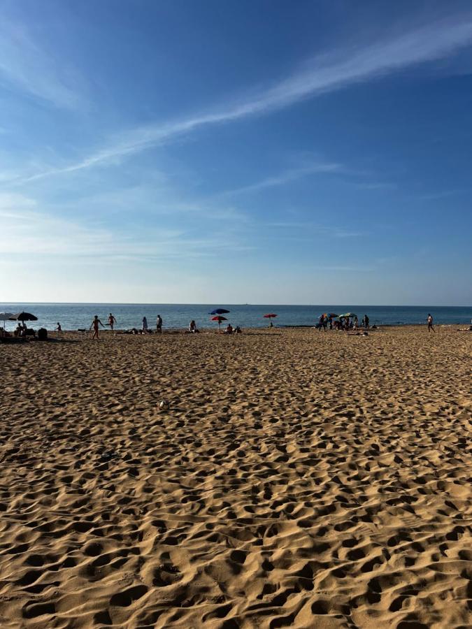 A Casa Di Rosa,Fronte Spiaggia, Piscina,Parcheggio Τράπανι Εξωτερικό φωτογραφία